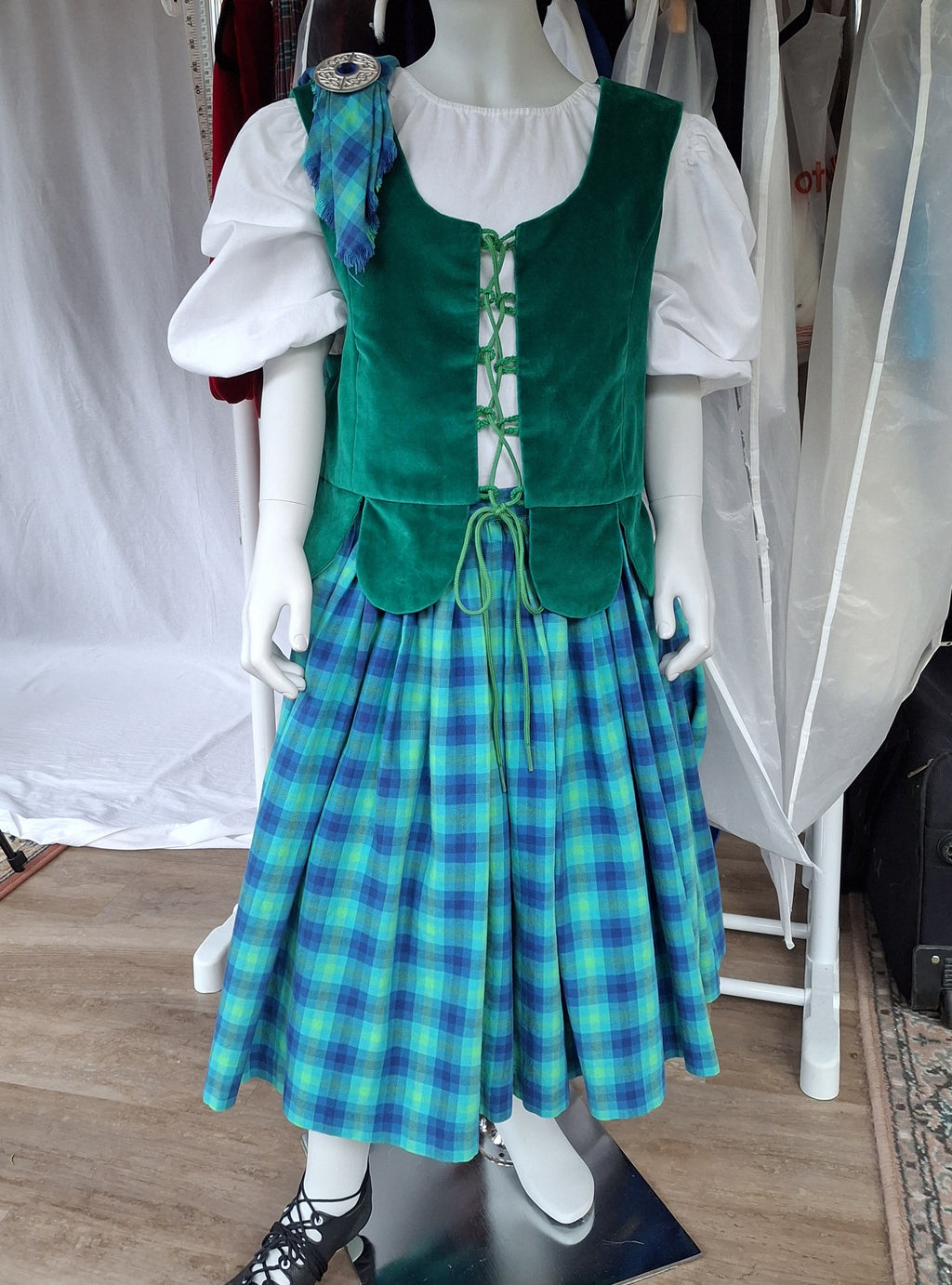Aboyne Outfit - Skirt, Plaid and Blouse - 250221B