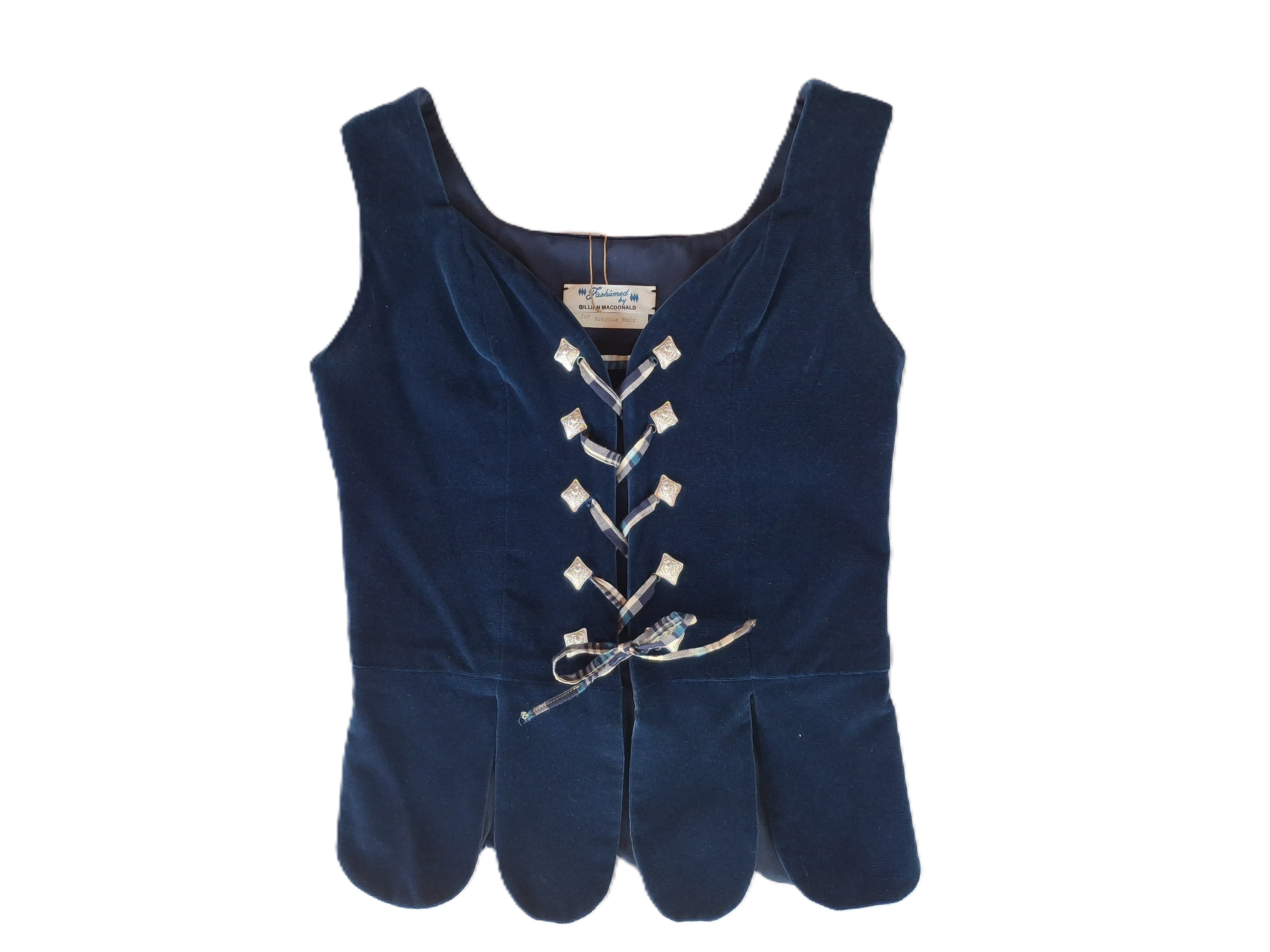Aboyne Outfit - Vest, Skirt and Plaid - 251007A